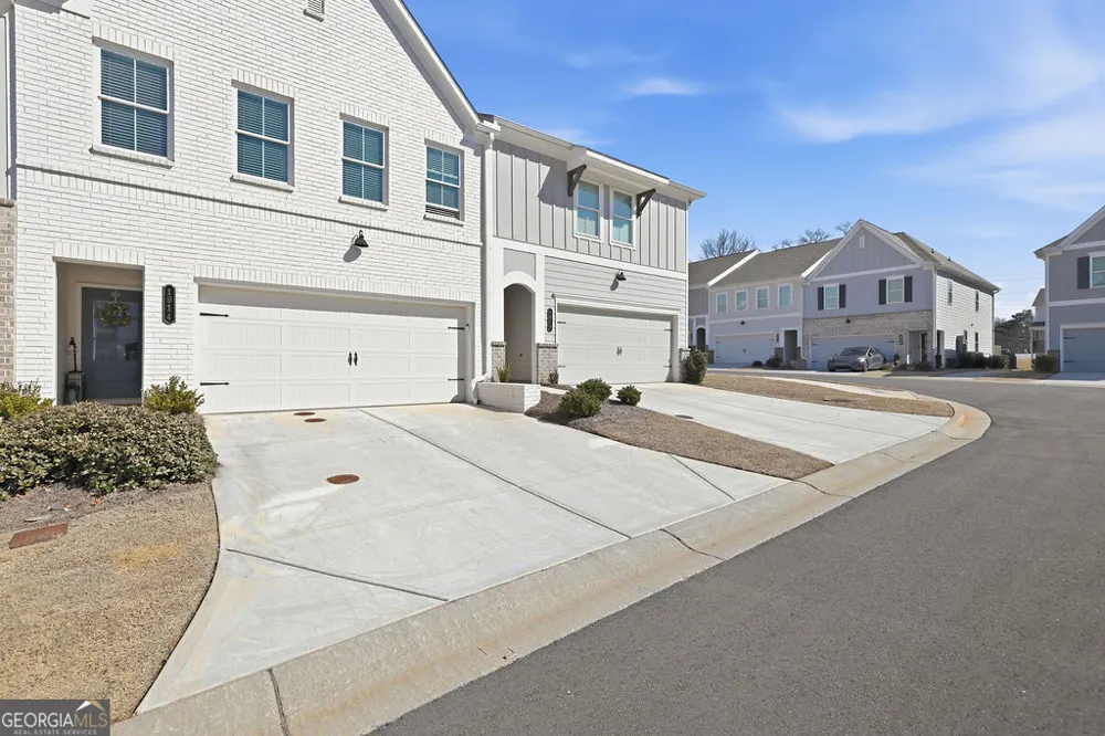 1914 Carovel WAY Kennesaw, GA 30144