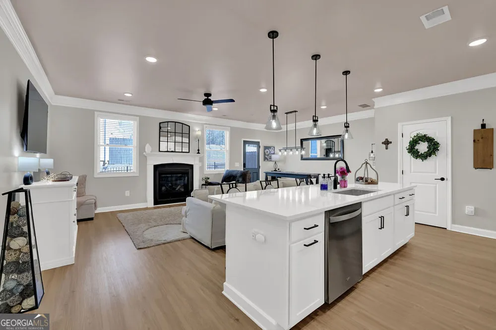 1914 Carovel WAY Kennesaw, GA 30144