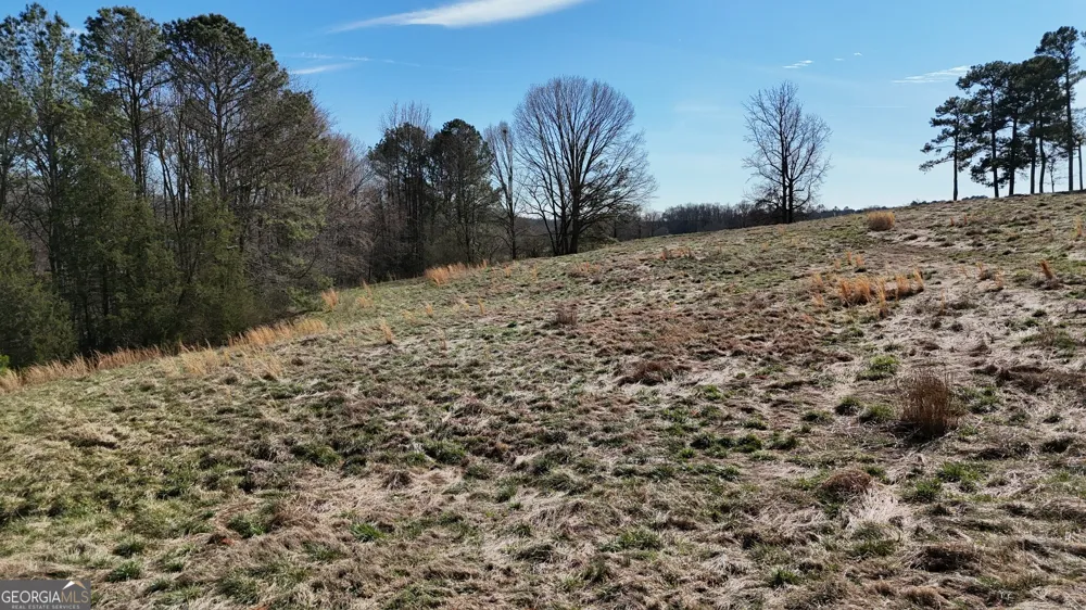 21 Jess LN Commerce, GA 30530