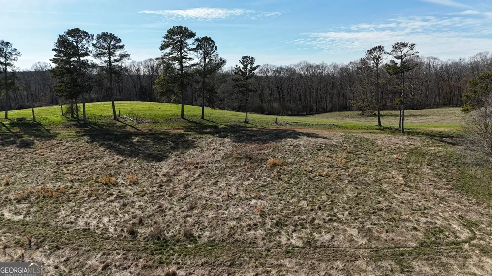 21 Jess LN Commerce, GA 30530