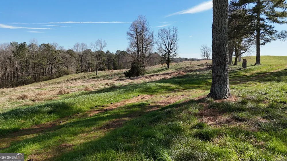 21 Jess LN Commerce, GA 30530
