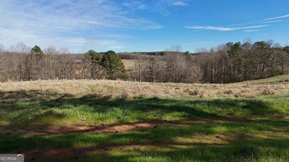 21 Jess LN Commerce, GA 30530