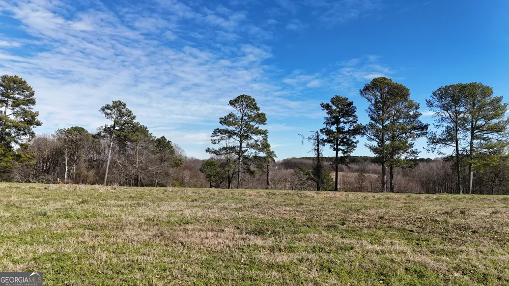 21 Jess LN Commerce, GA 30530