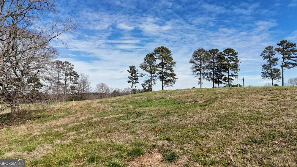 21 Jess LN Commerce, GA 30530