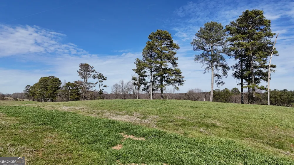 21 Jess LN Commerce, GA 30530