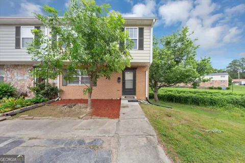 4701 Flat Shoals RD