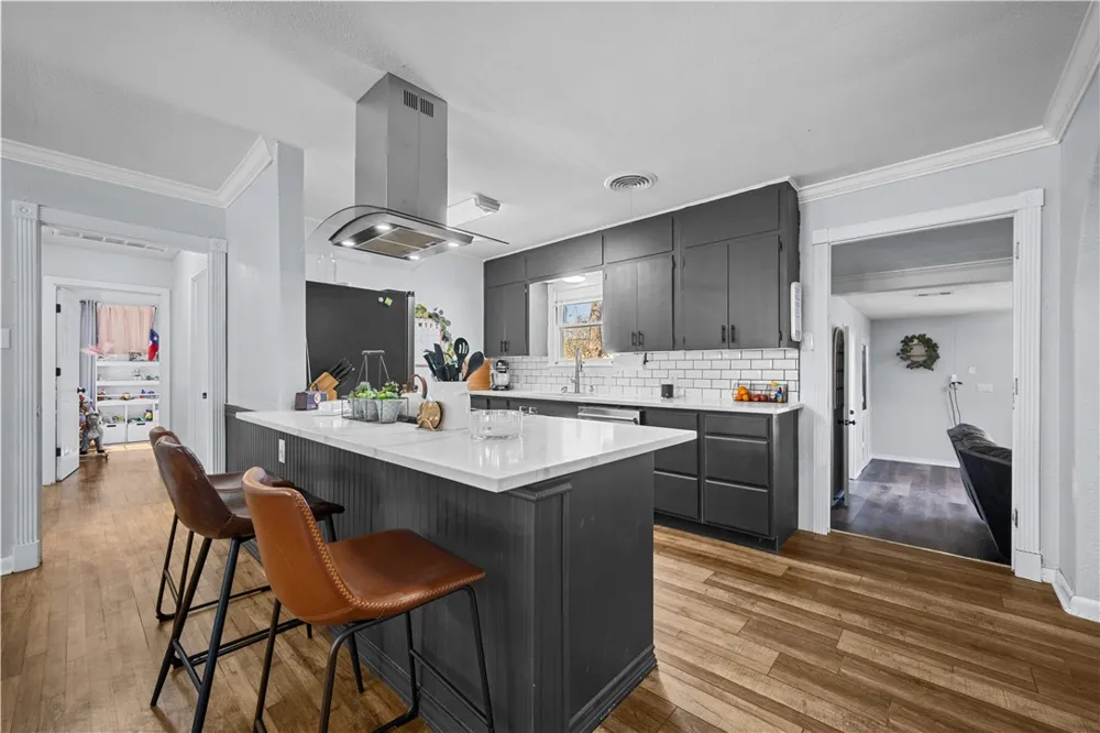 309 Reynolds Avenue Taft, TX 78390