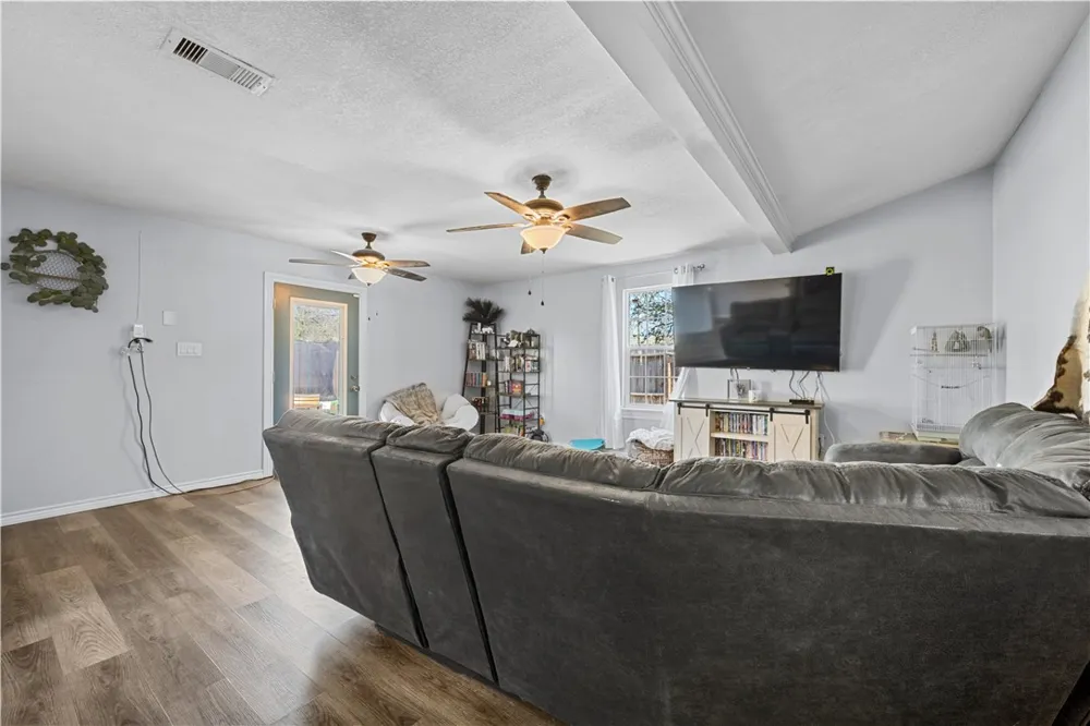 309 Reynolds Avenue Taft, TX 78390