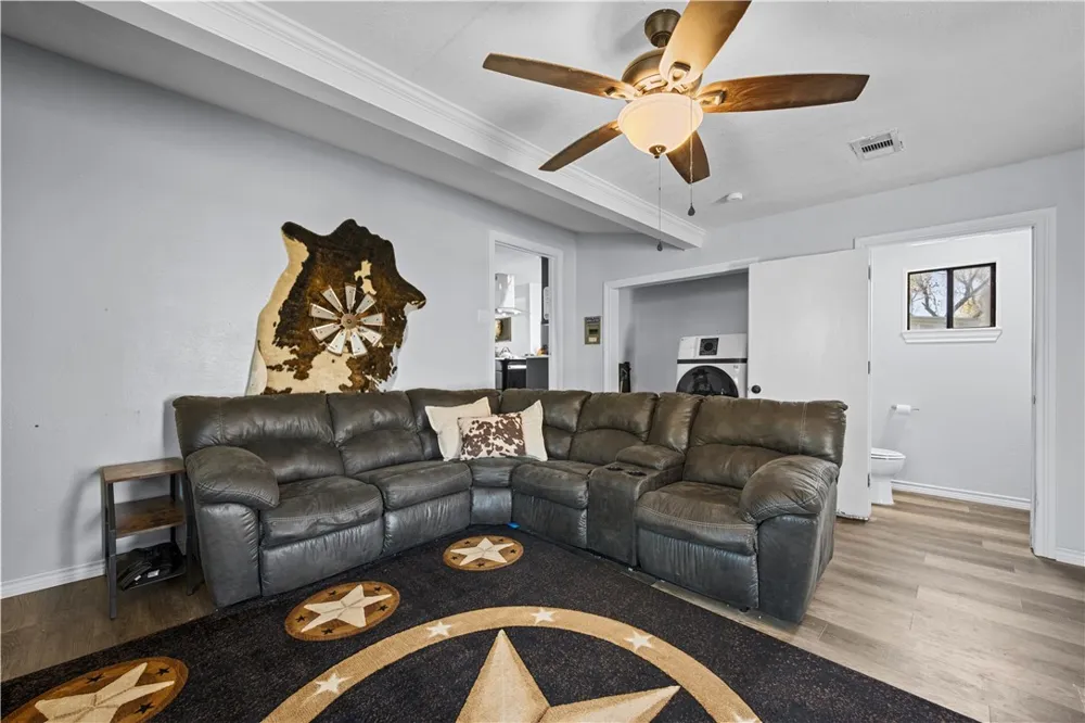 309 Reynolds Avenue Taft, TX 78390