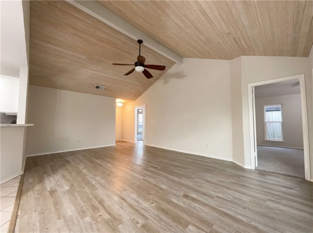 2175 Timberleaf Ingleside, TX 78362