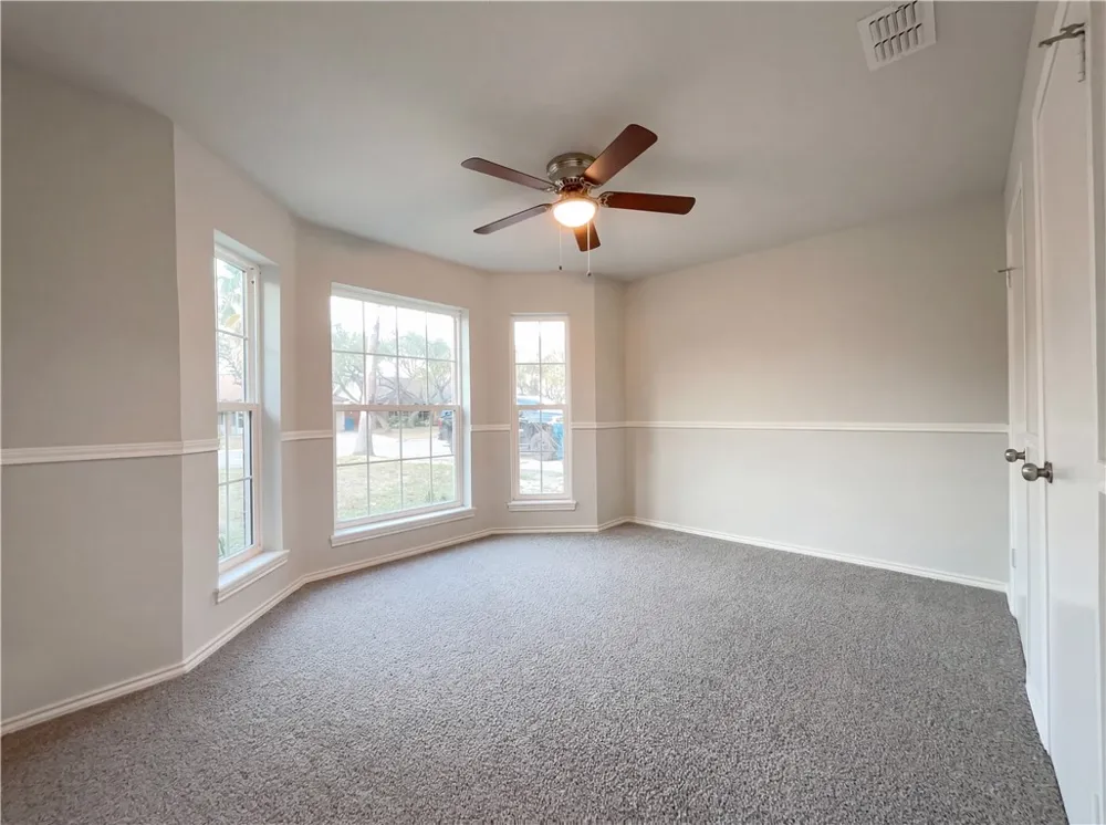 2175 Timberleaf Ingleside, TX 78362