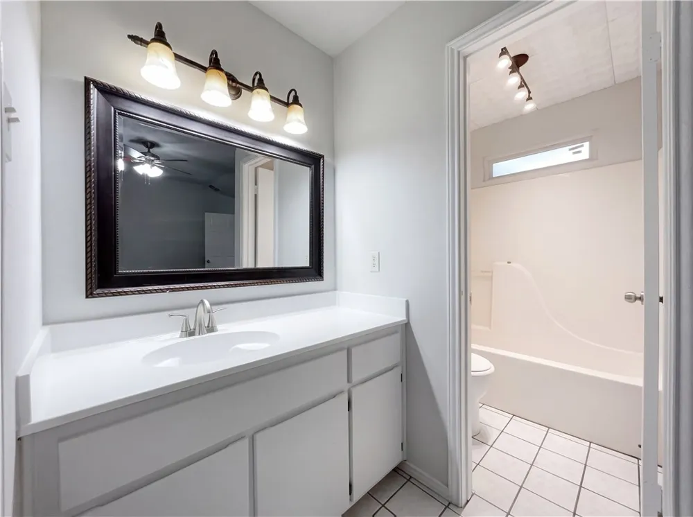 2175 Timberleaf Ingleside, TX 78362