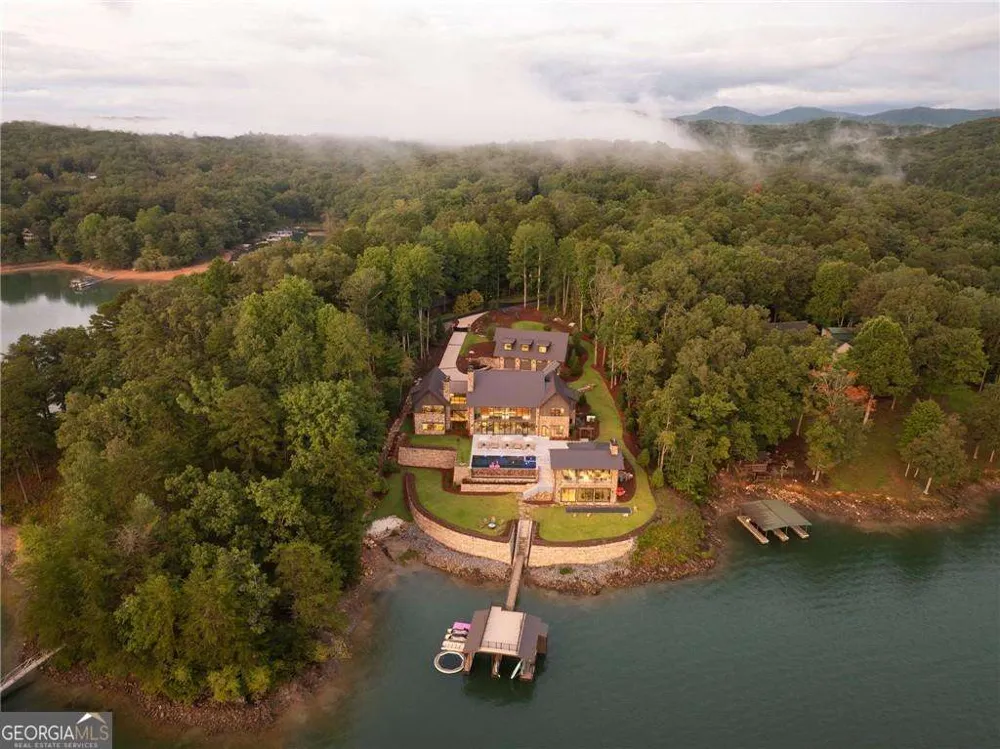 725 Rocky Point DR Morganton, GA 30560