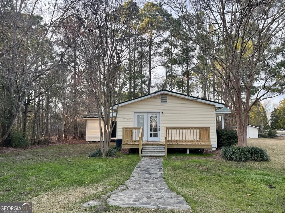 150 Wp Lowery RD Eastman, GA 31023