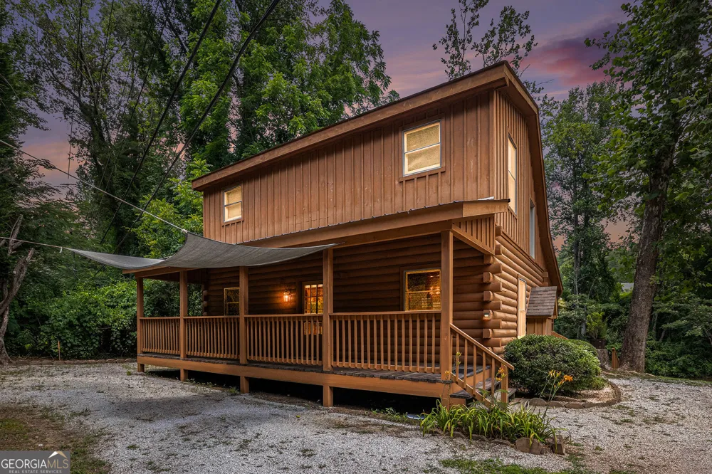 9139 Old 441 S Lakemont, GA 30552