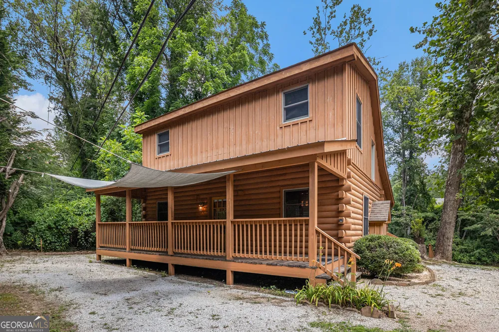 9139 Old 441 S Lakemont, GA 30552