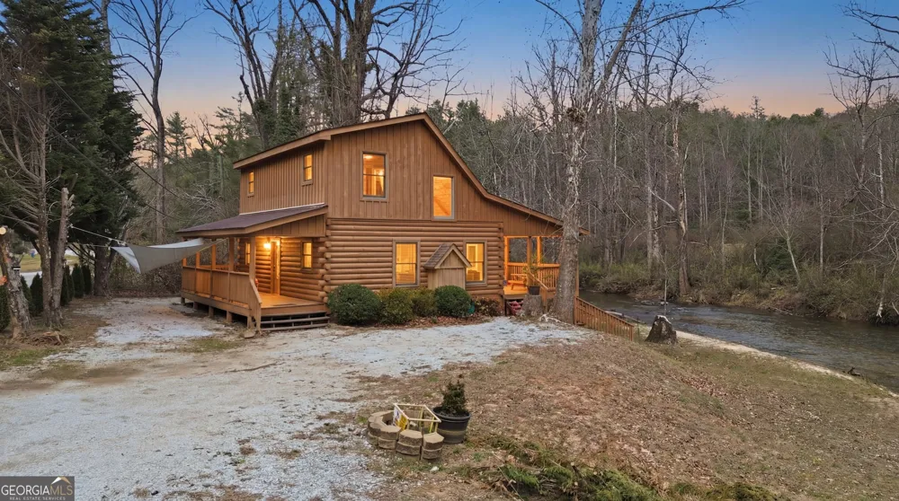 9139 Old 441 S Lakemont, GA 30552