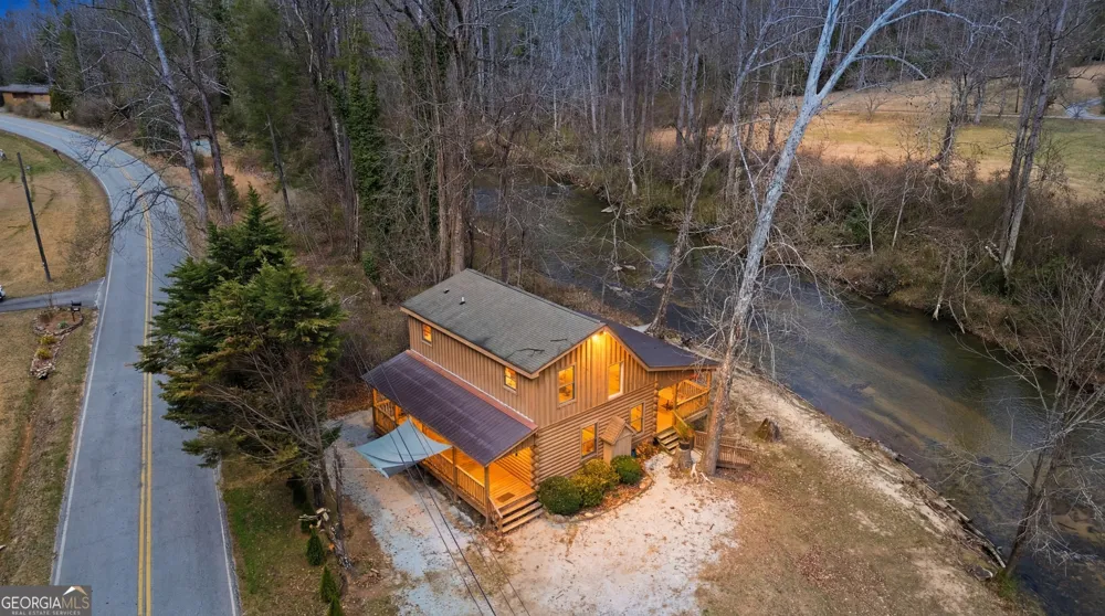 9139 Old 441 S Lakemont, GA 30552