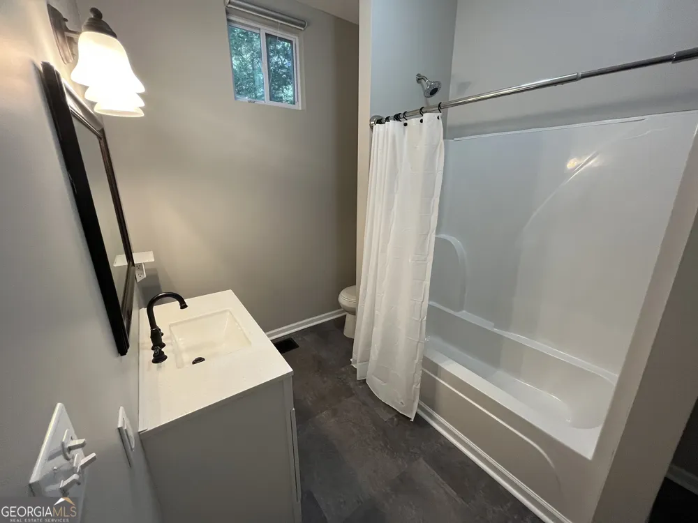 3 Beech ST Porterdale, GA 30014