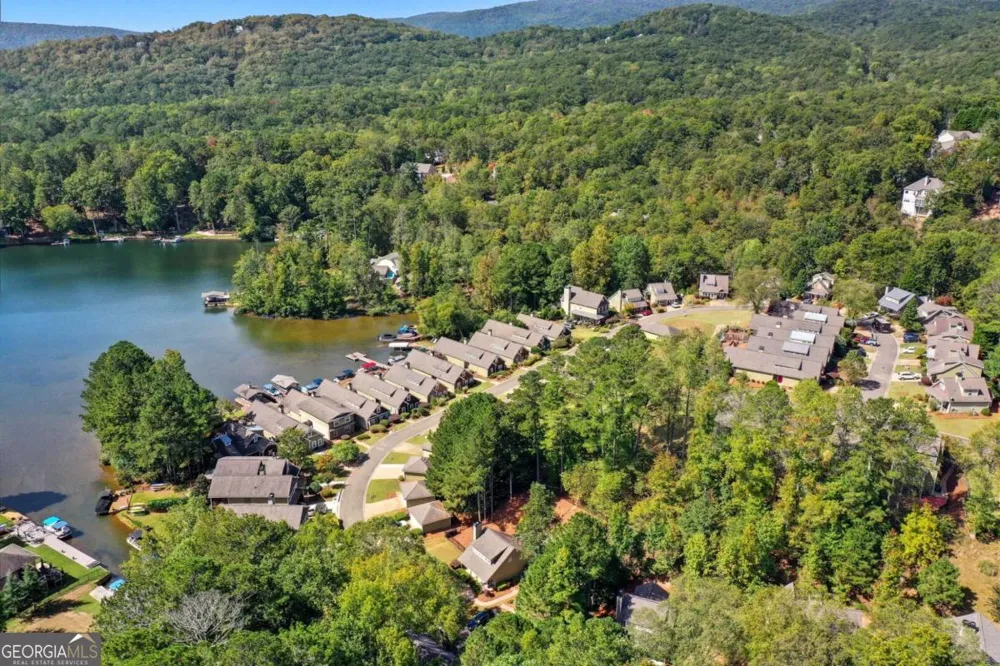 263 Lakeside DR Waleska, GA 30183