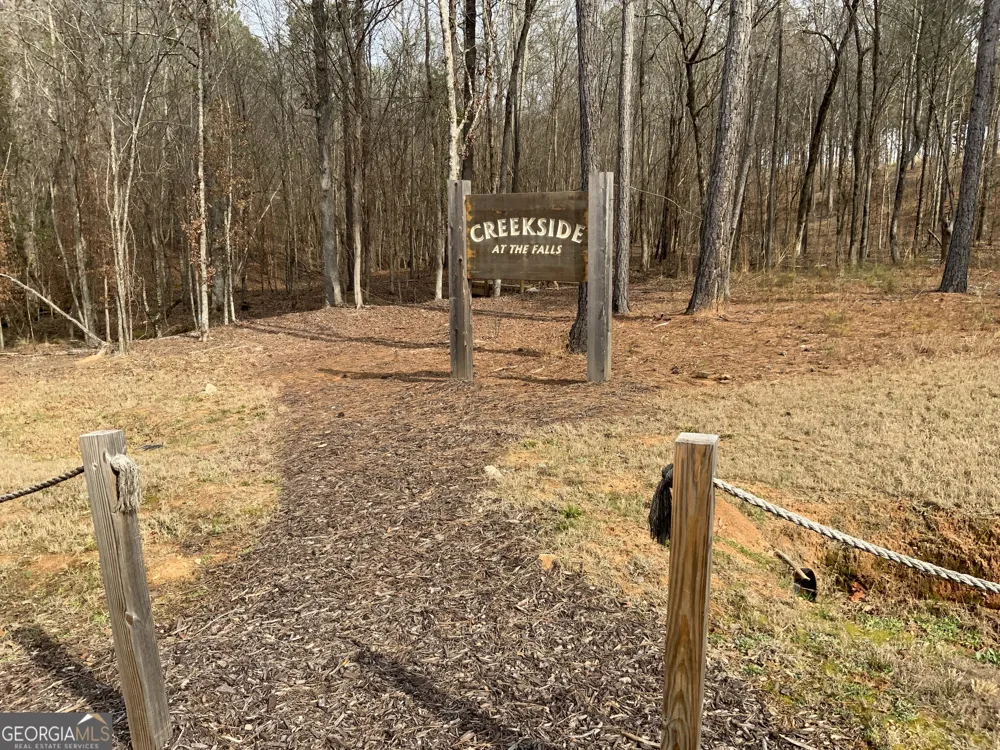145 Falls LN Milledgeville, GA 31061