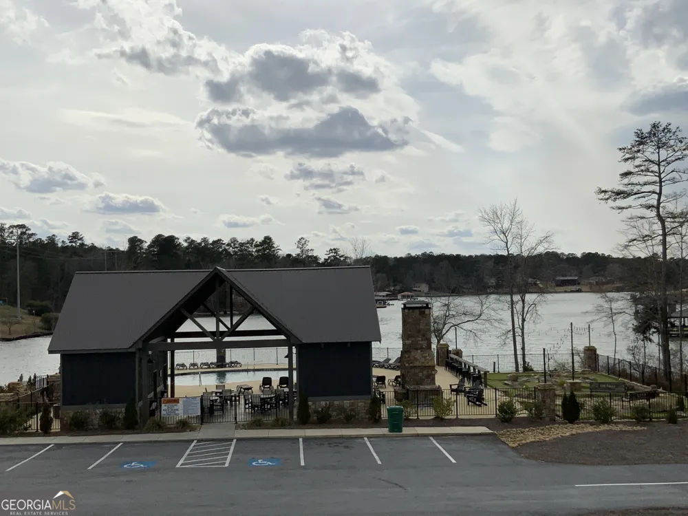 145 Falls LN Milledgeville, GA 31061