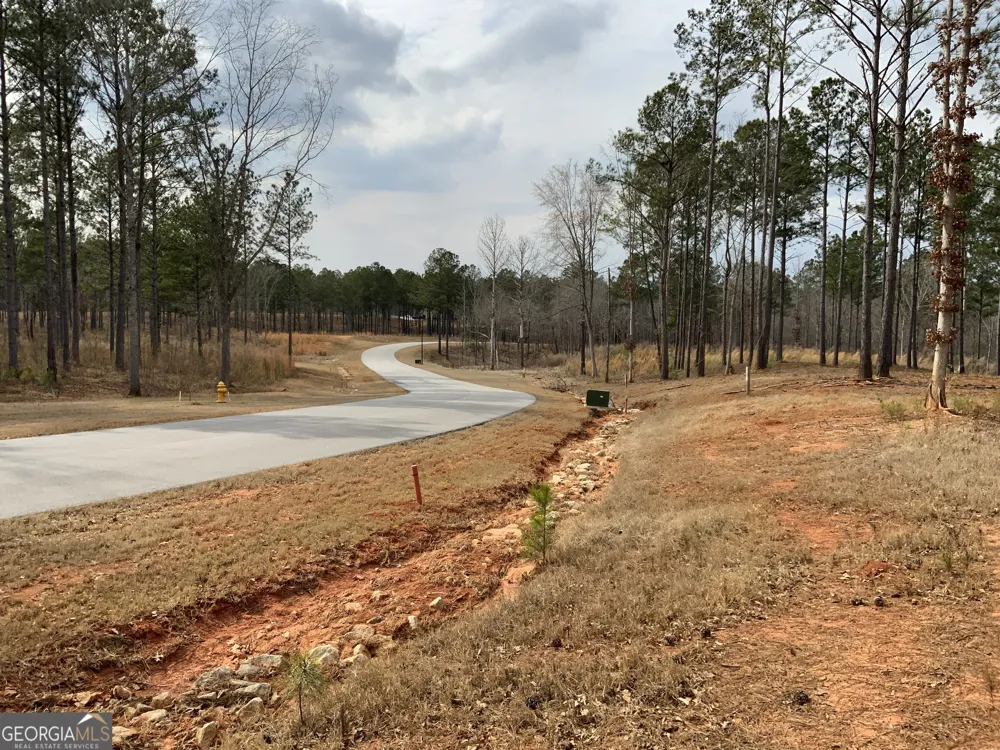 145 Falls LN Milledgeville, GA 31061