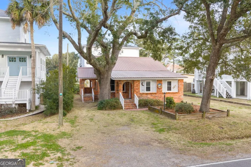 912 Jones AVE Tybee Island, GA 31328