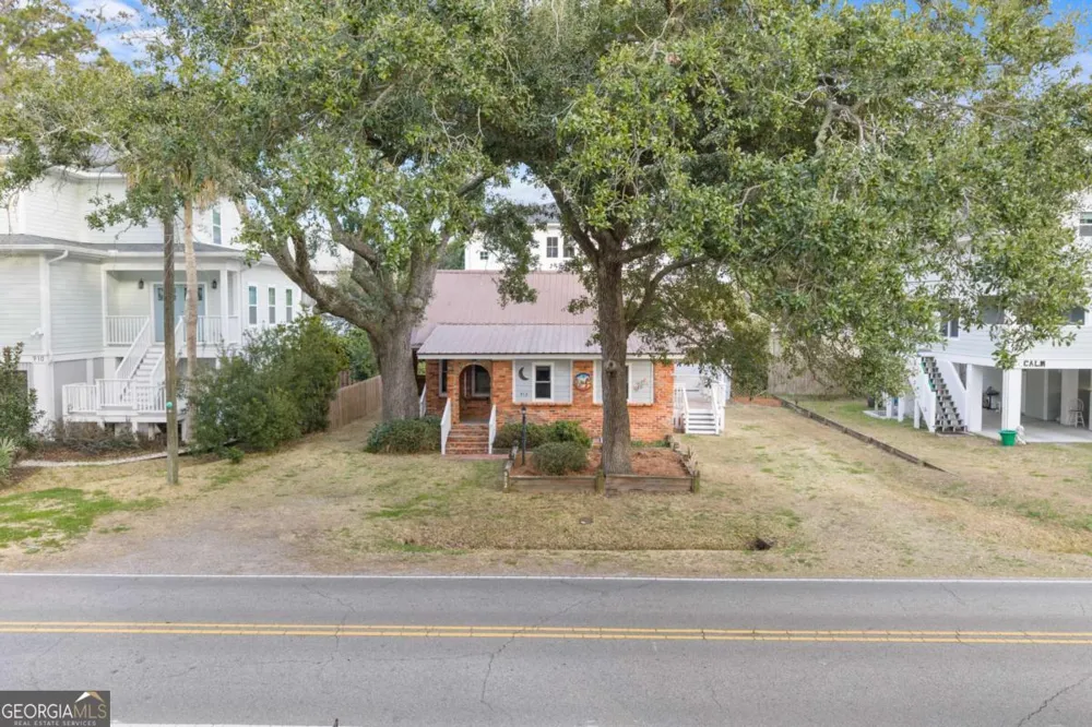 912 Jones AVE Tybee Island, GA 31328