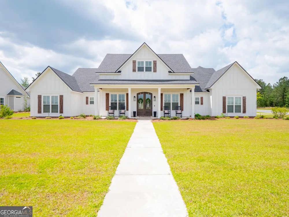 3652 Bear Lake RD Valdosta, GA 31601