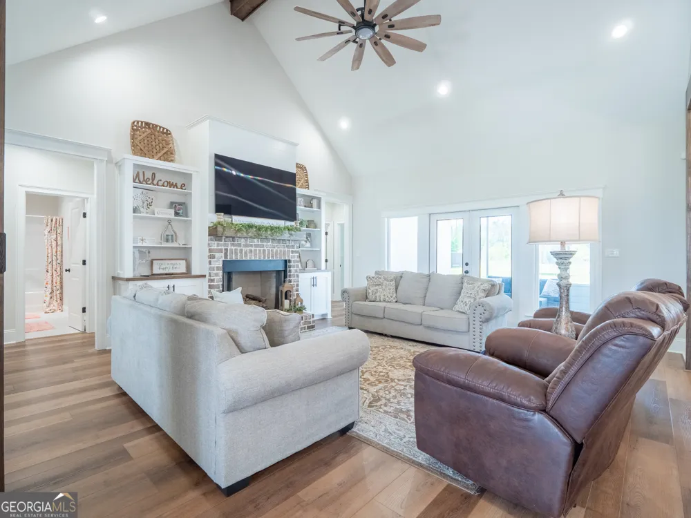 3652 Bear Lake RD Valdosta, GA 31601