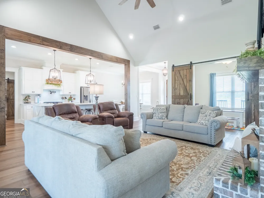 3652 Bear Lake RD Valdosta, GA 31601