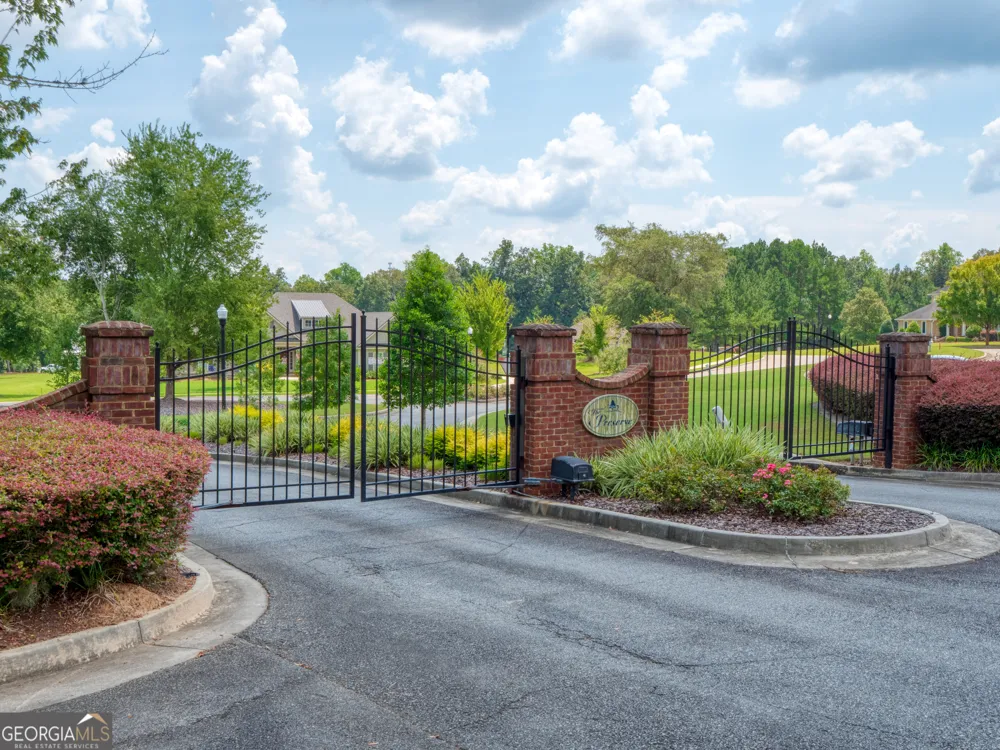 3652 Bear Lake RD Valdosta, GA 31601