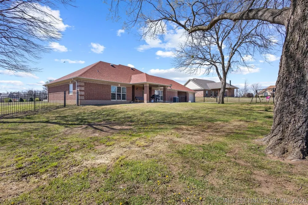 9 Tabernacle Calera, OK 74730