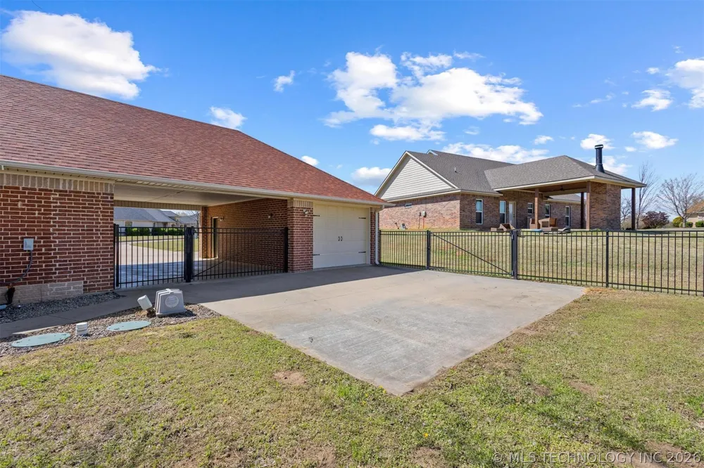 9 Tabernacle Calera, OK 74730