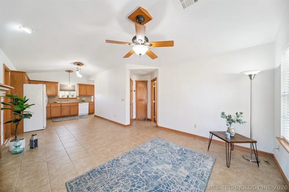 447684 Anchors End #37 Ketchum, OK 74349