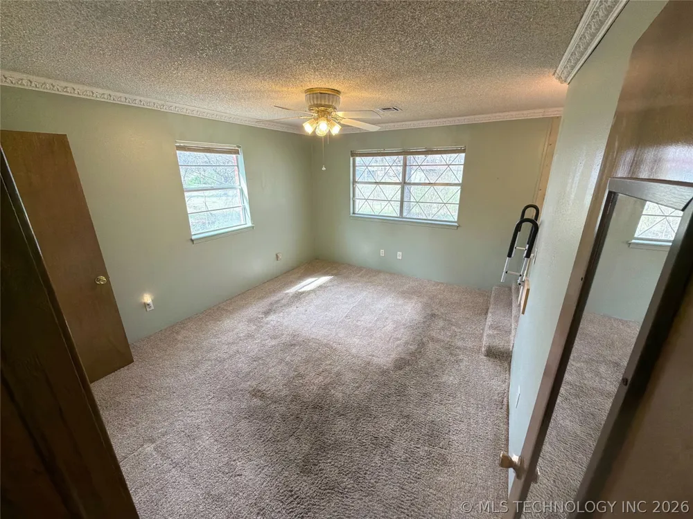 6311 E 81 STREET Fort Gibson, OK 74434