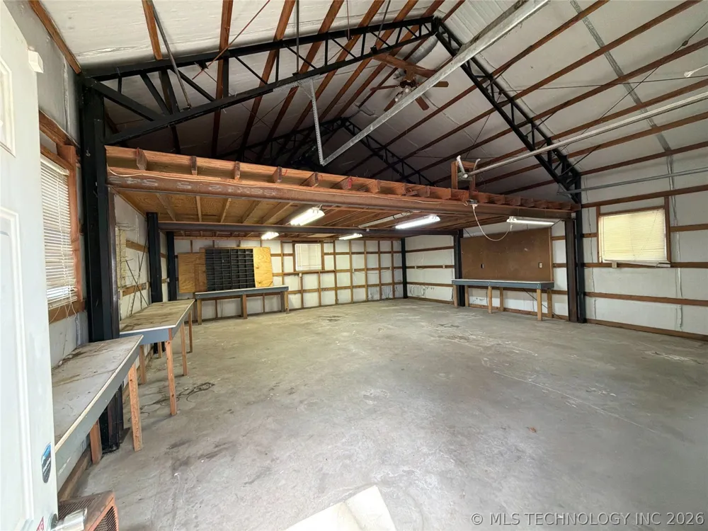 6311 E 81 STREET Fort Gibson, OK 74434