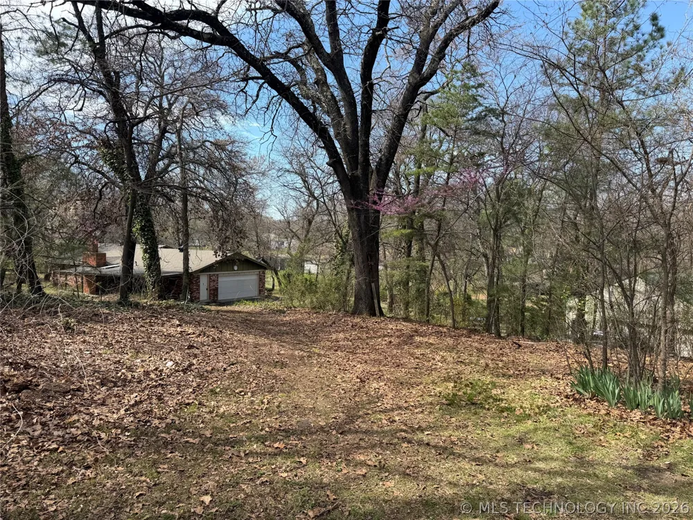 6311 E 81 STREET Fort Gibson, OK 74434