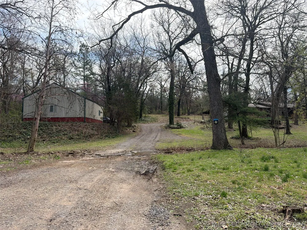 6311 E 81 STREET Fort Gibson, OK 74434