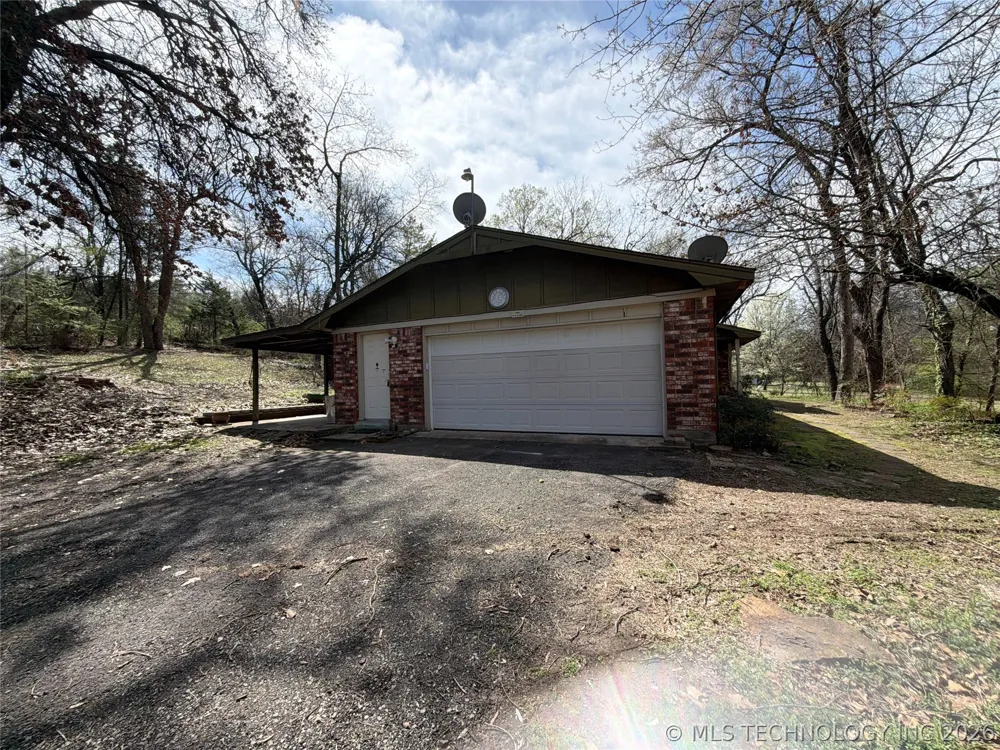 6311 E 81 STREET Fort Gibson, OK 74434