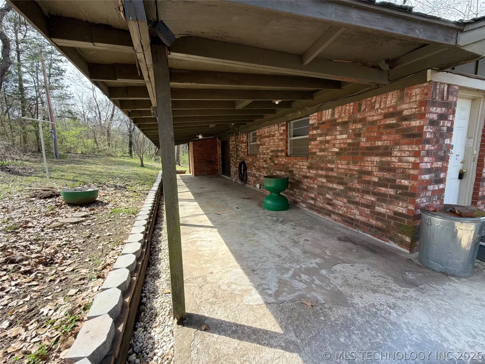 6311 E 81 STREET Fort Gibson, OK 74434
