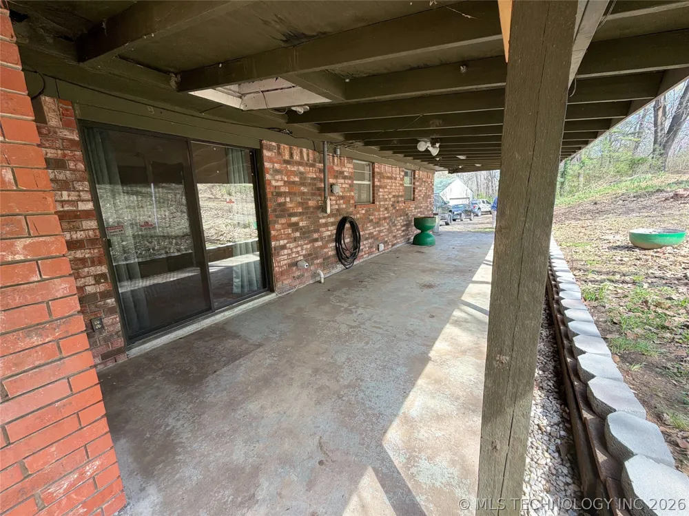 6311 E 81 STREET Fort Gibson, OK 74434