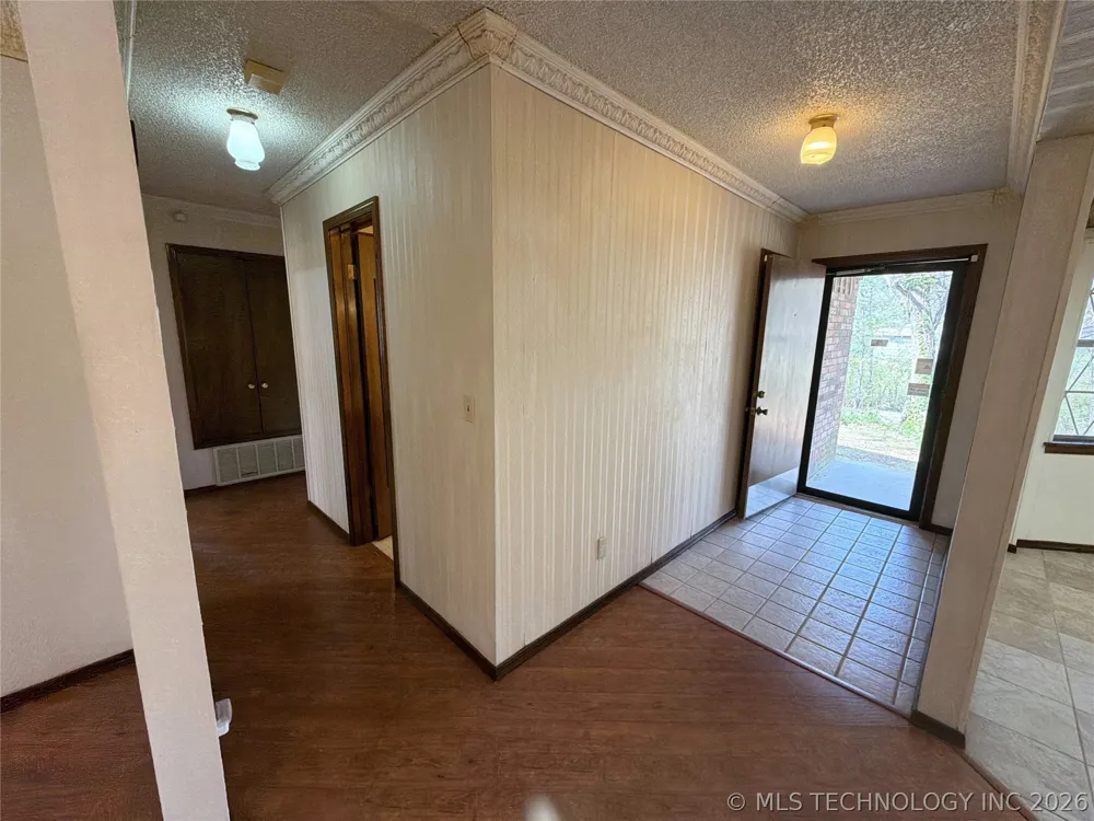 6311 E 81 STREET Fort Gibson, OK 74434