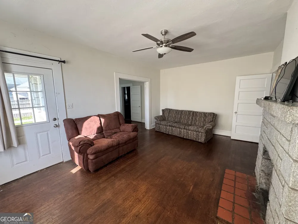 968 Ext Elbert ST Elberton, GA 30635