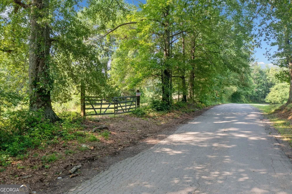 643 N Rope Mill RD Woodstock, GA 30188