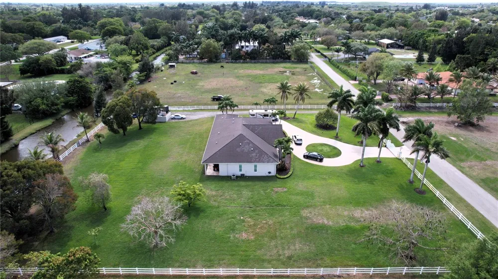 4810 SW 198 TERRACE Southwest Ranches, FL 33332