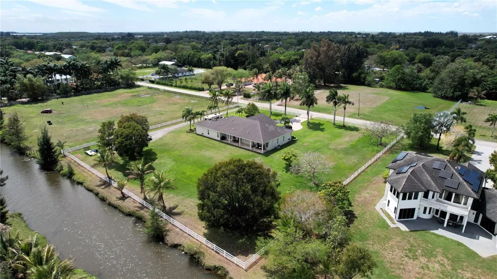 4810 SW 198 TERRACE Southwest Ranches, FL 33332