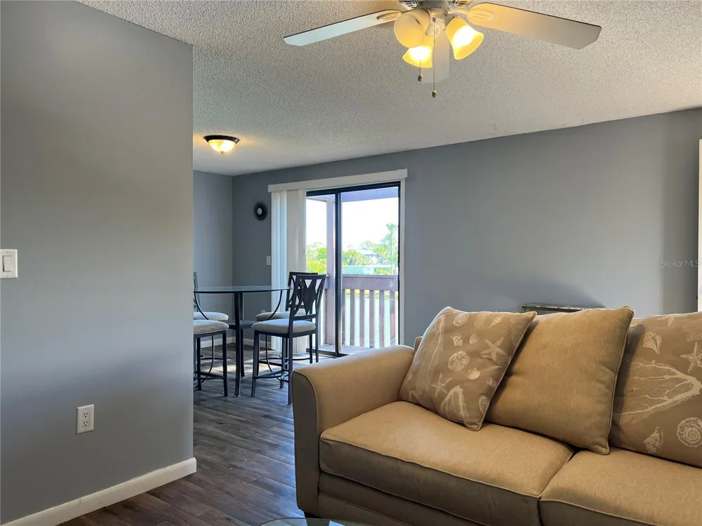 5026 WATER OAK DRIVE #208 Bradenton, FL 34207