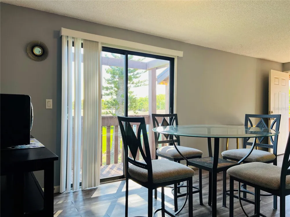 5026 WATER OAK DRIVE #208 Bradenton, FL 34207